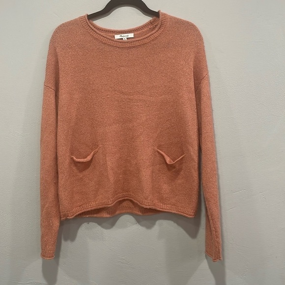 Madewell Sweaters - Madewell pink sweater with pockets size medium